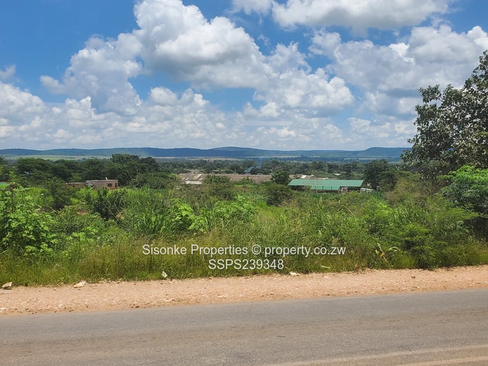 9,600 sqm Roadside Industrial Land , Chinhoyi