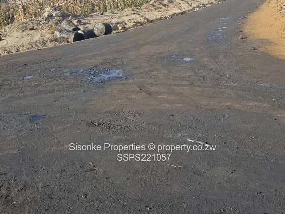 Well serviced Stands in Amalinda, Glenview