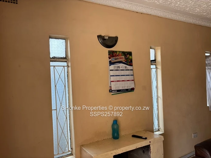 Family home for sale in Zengeza 4