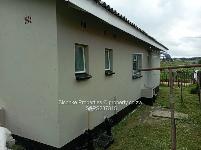  3-Bed House in Marondera, Cherutombo for rental 