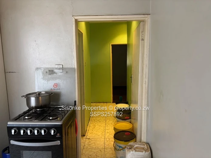 Family home for sale in Zengeza 4