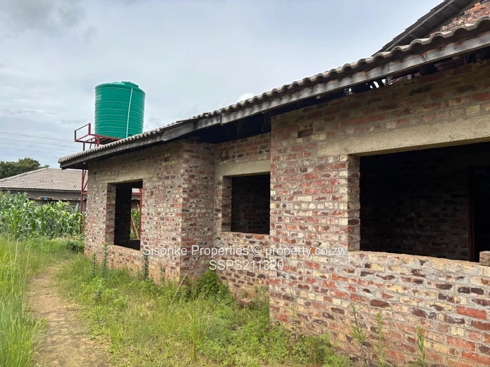 Incomplete 4 bed House for Sale in Rockview B