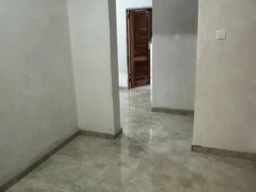 5 Bedroom Flat & Apartment