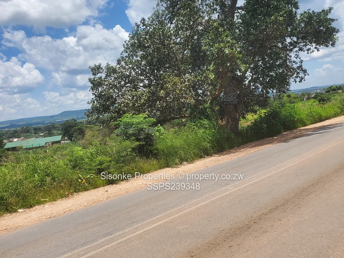 9,600 sqm Roadside Industrial Land , Chinhoyi