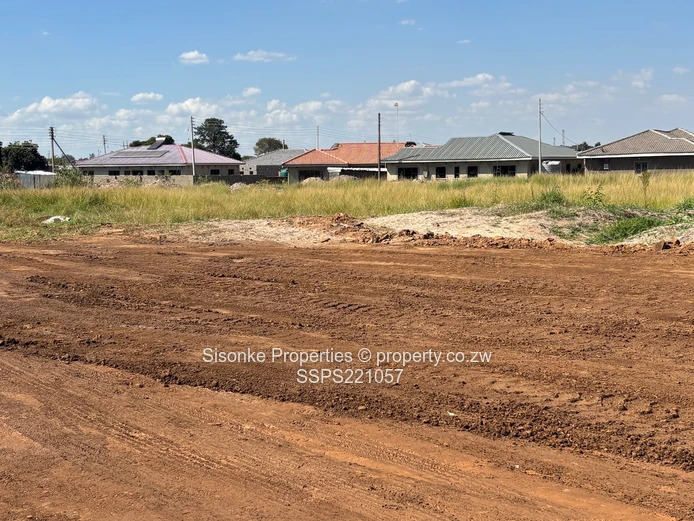 Well serviced Stands in Amalinda, Glenview