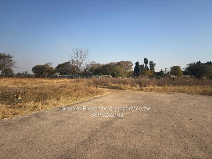9850m² commercial stand for sale