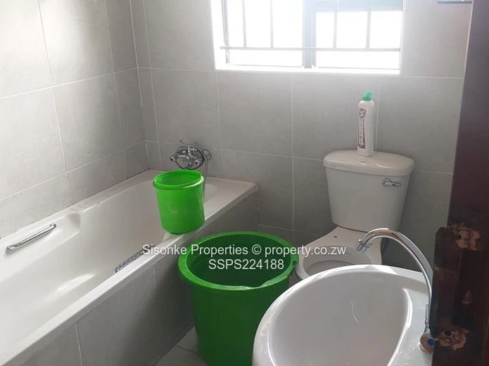 House for sale in Riverside Chitungwiza