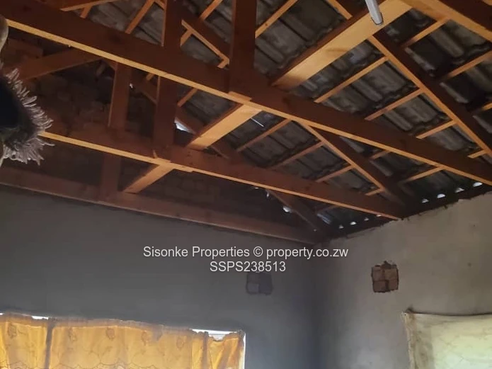 Spacious 2-Bed cottage on 4,387m² in Bluff Hill