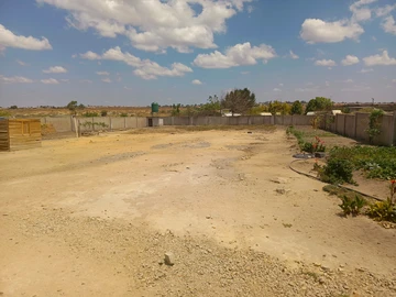 Commercial & Industrial Land