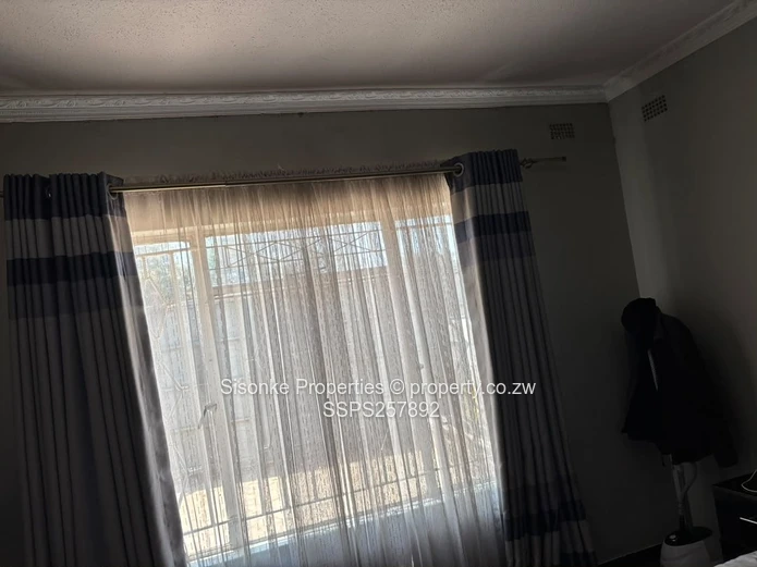 Family home for sale in Zengeza 4
